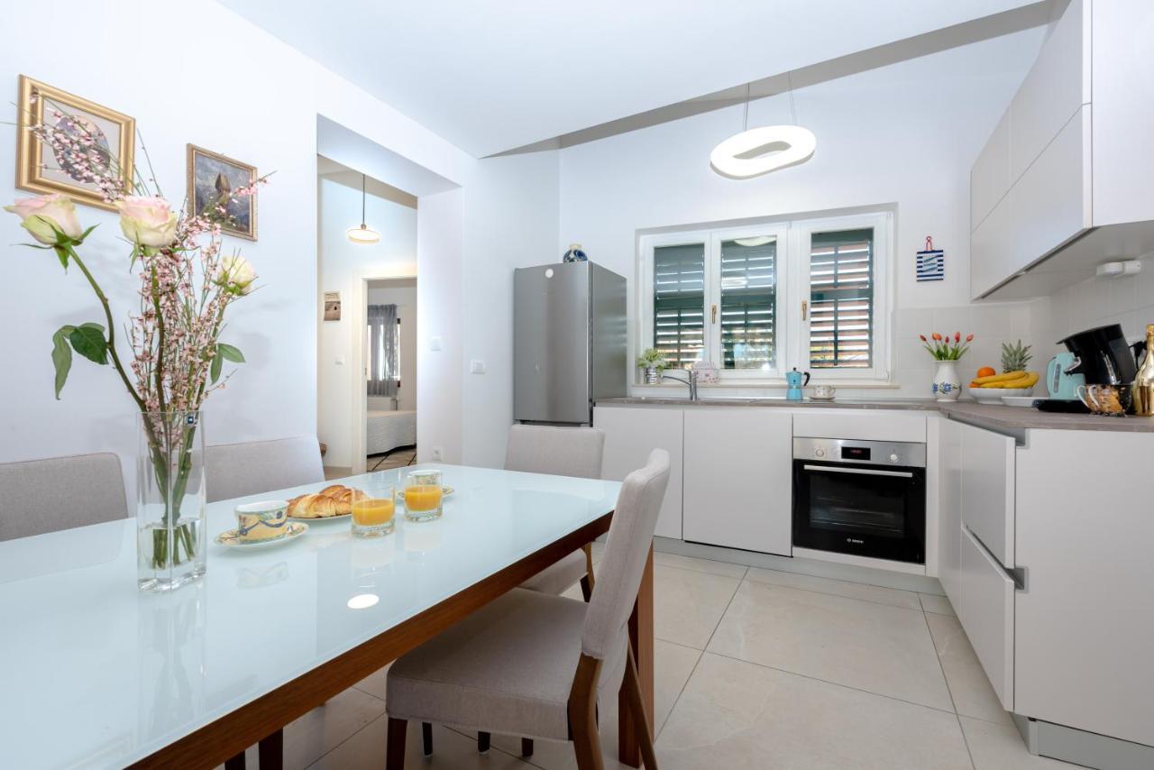 Apartment "Dida" With Free Private Parking Solin Buitenkant foto
